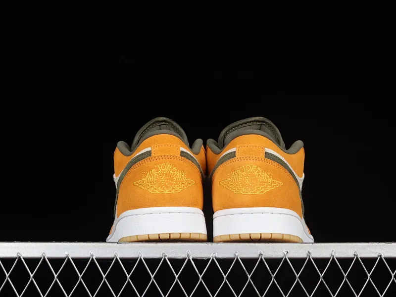 All categories Air Jordan Jordan series basketball shoes Air Jordan 1 Low G version pure original Air Jordan 1 Low "Light Curry" AJ1 Joe 1 Ugly Duckling low-top basketball shoes DH6931-102